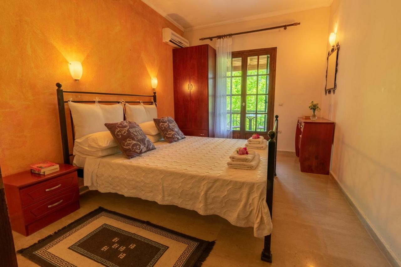 Litsa Apartment