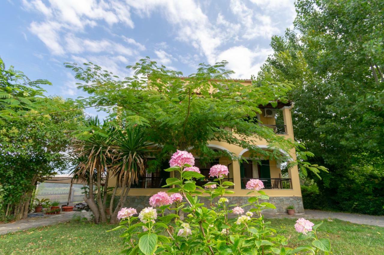 Litsa Apartment